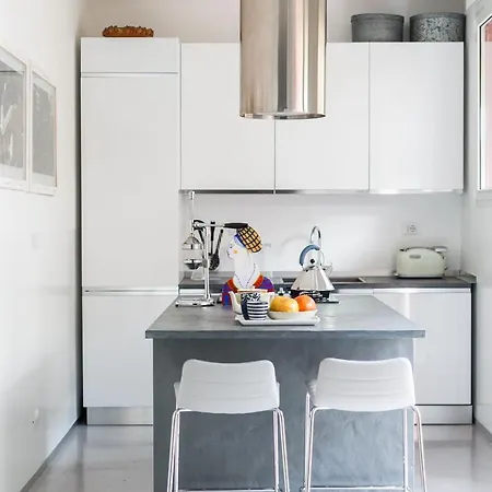 Via Di San Crisogono By Onefinestay 아파트 로마