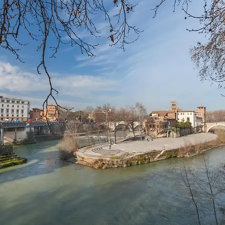 Via Di San Crisogono By Onefinestay Appartement Rome